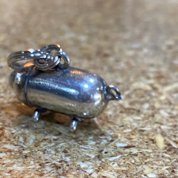 Vintage Pig Charm - Picture 3 of 7